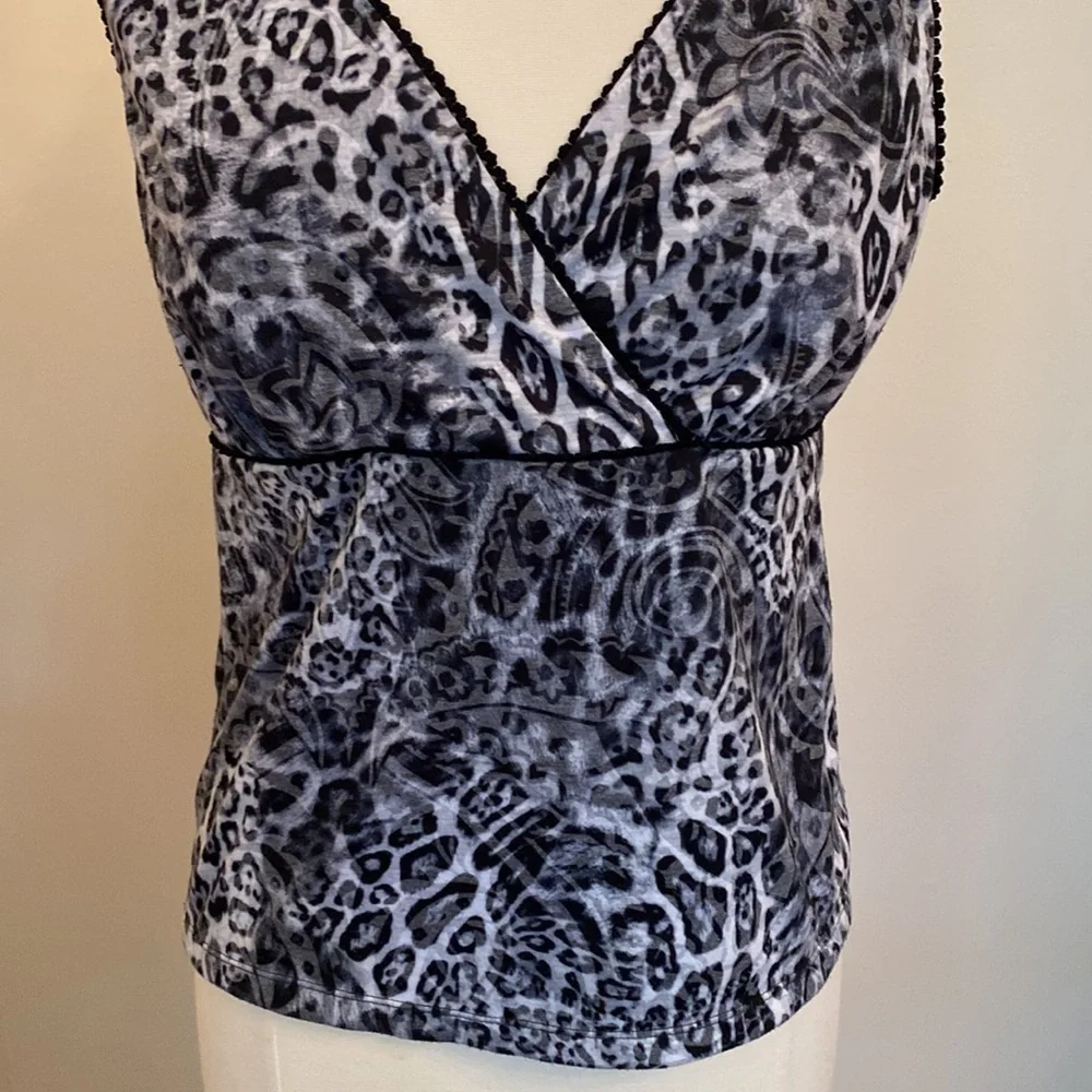 Requirements Black Gray Leopard Print SZ M Casual Chic Office Empire Waist Top